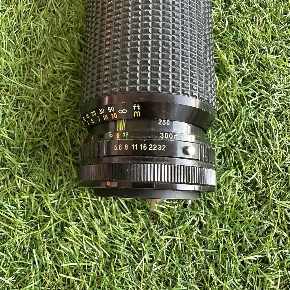 Saitex MC Auto Tele Zoom Lens 75-300mm No. K8470715‎ JAPAN